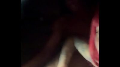 Botei minha madrasta para chupar e fodi a putinha no estacionamento